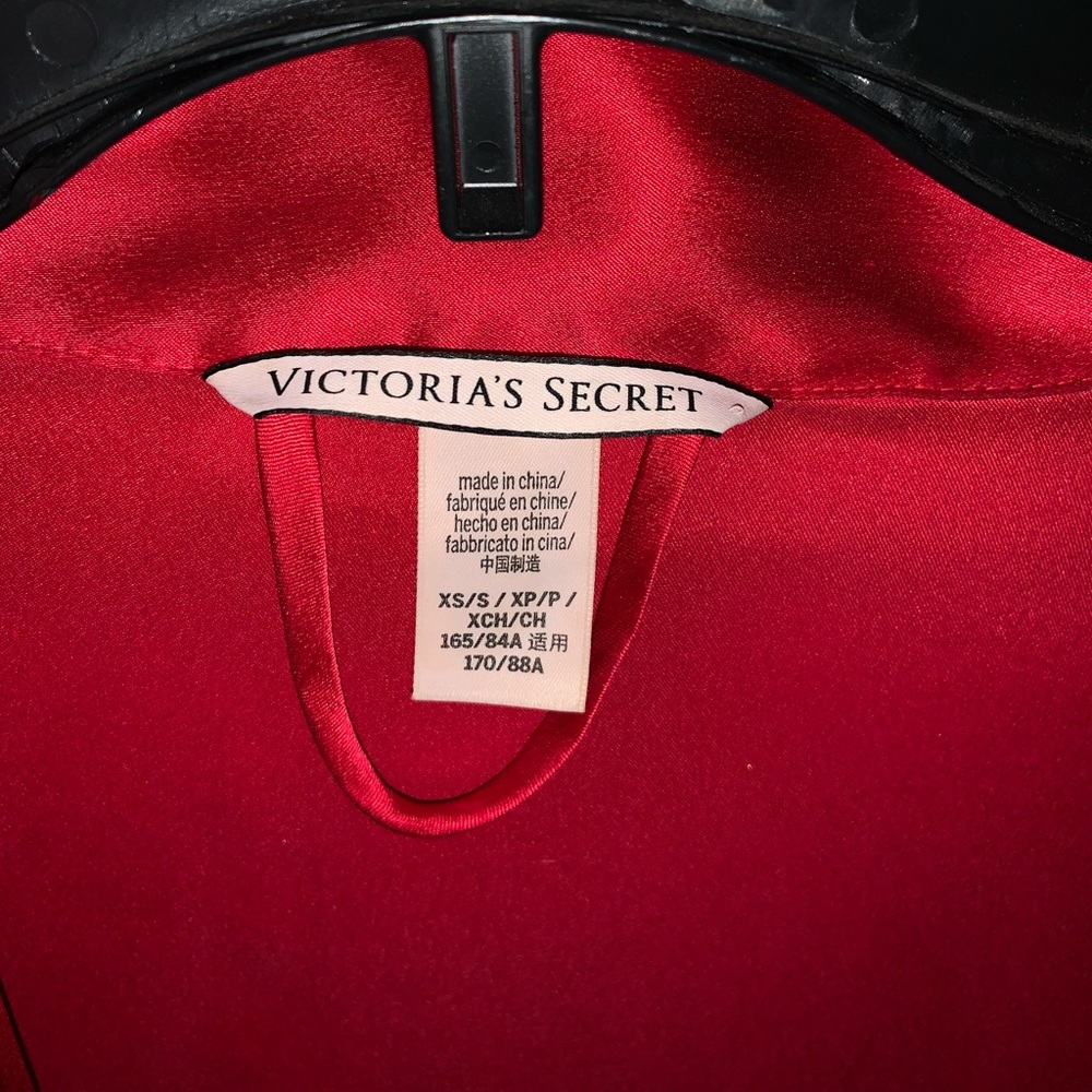 Victoria Secret Intimate Robe - Picture 2 of 6